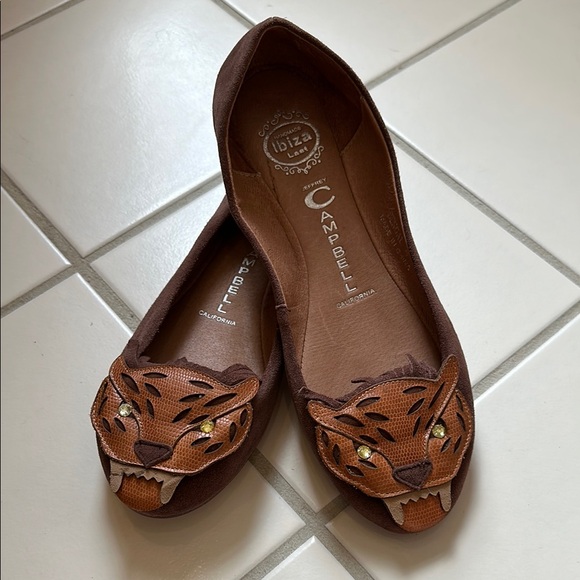 Jeffrey Campbell Brown Leather Loafers with Bengal Tiger - Picture 5 of 5